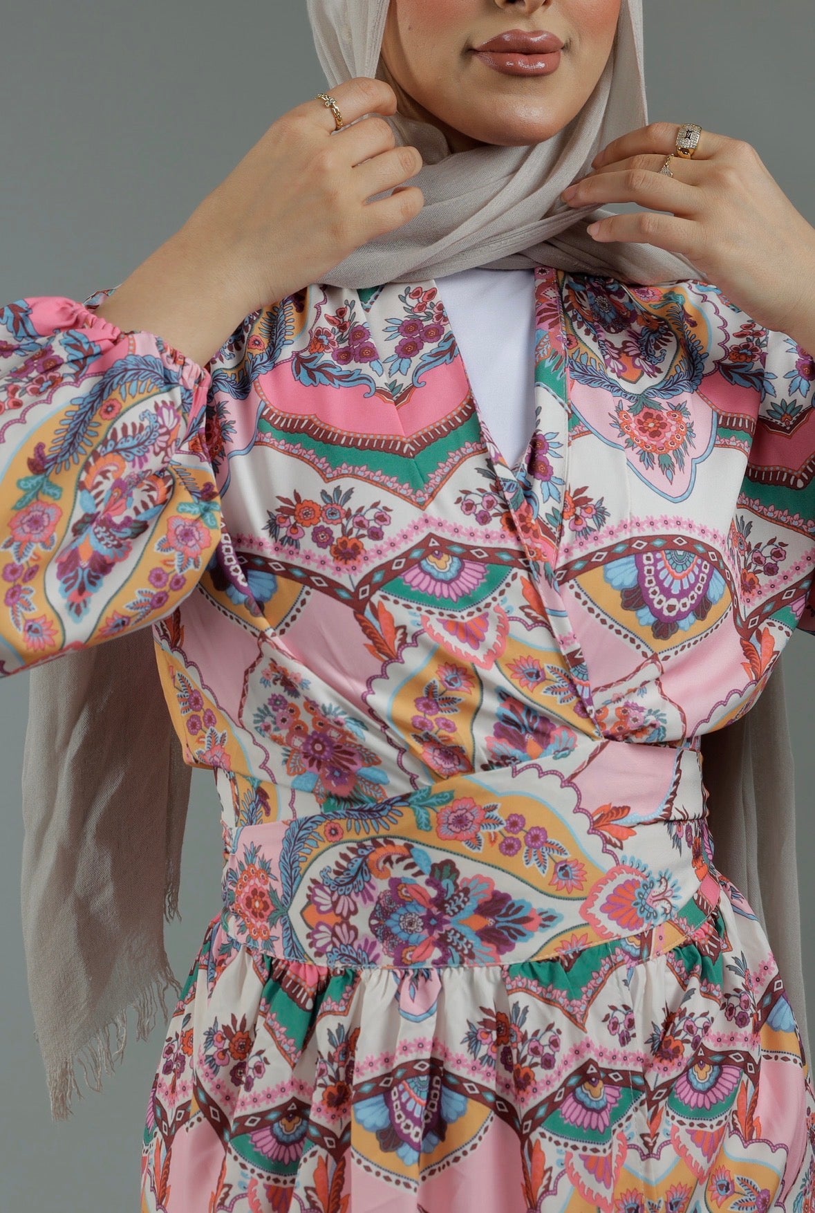 Colorful wrapping dress