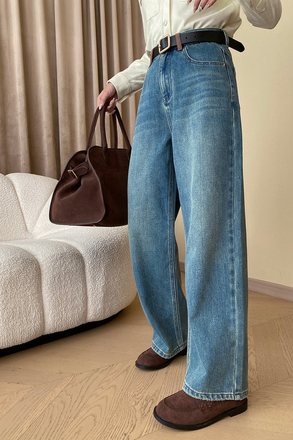 Straight-cut jeans